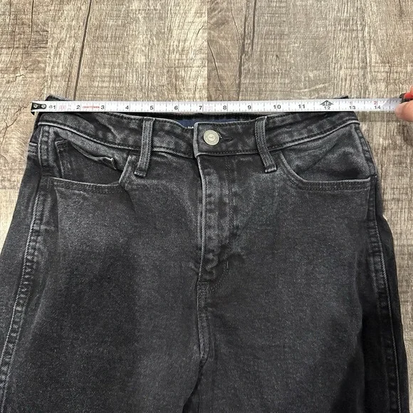 Hollister Ultra High Rise Mom Jean Vintage Stretch Women's Size 3S Black Denim - Picture 2 of 11